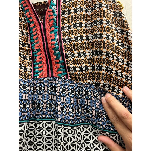 Ranna Gill Size XL V Neck Boho Sleeveless Panel Tank - Picture 8 of 8